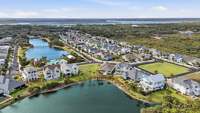 4 SUNRISE CIRCLE, Palm Coast, FL 32137