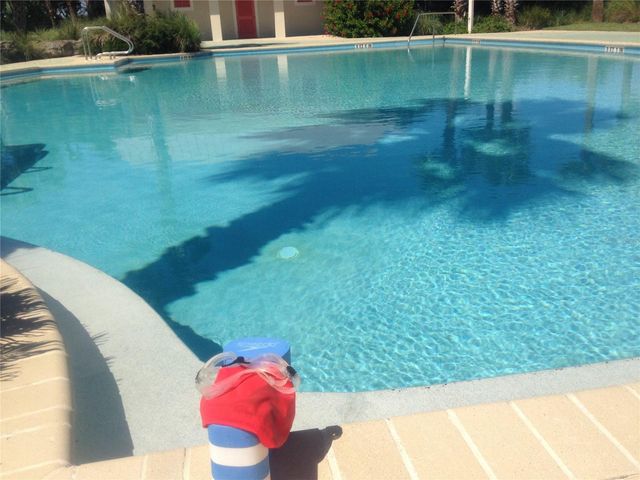 4 SUNRISE CIRCLE, Palm Coast, FL 32137