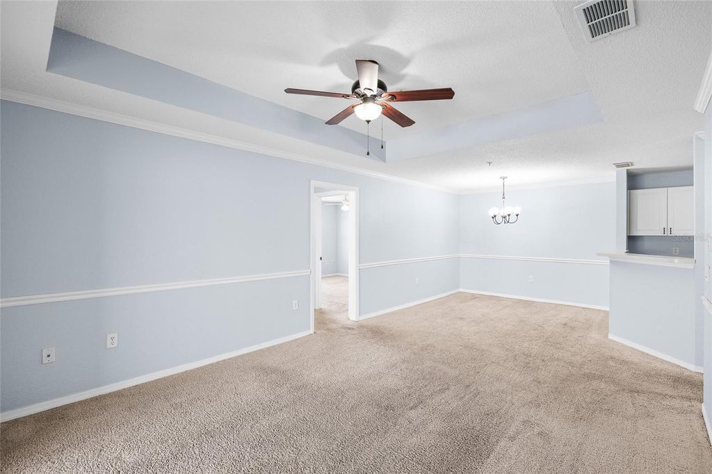 Image 13 of property listing at 18001 RICHMOND PLACE DRIVE 835, Tampa, FL 33647