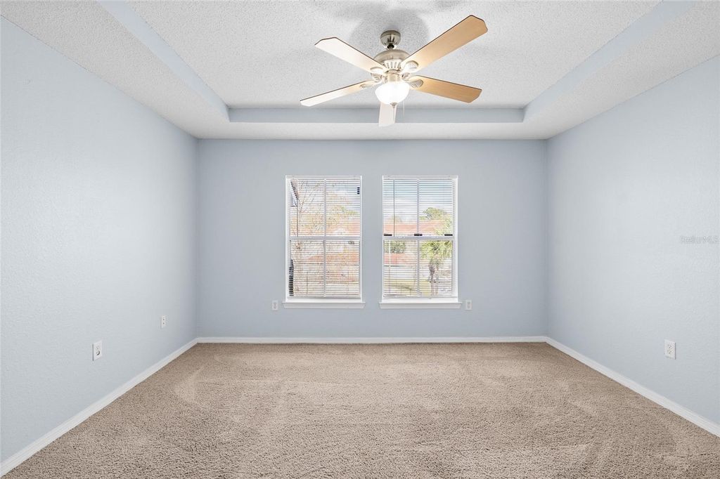 Image 19 of property listing at 18001 RICHMOND PLACE DRIVE 835, Tampa, FL 33647