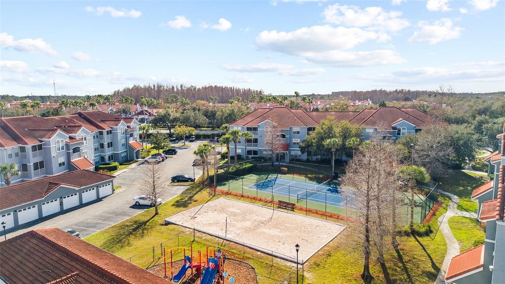 Image 38 of property listing at 18001 RICHMOND PLACE DRIVE 835, Tampa, FL 33647