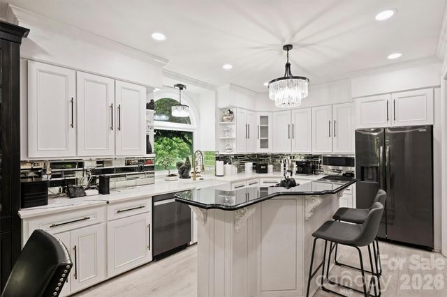 3747 Moorland Drive, Charlotte, NC 28226