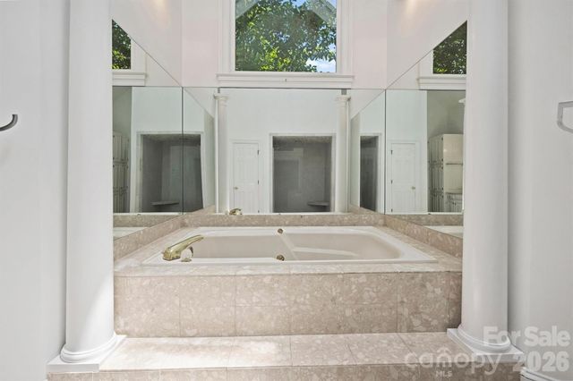 3747 Moorland Drive, Charlotte, NC 28226