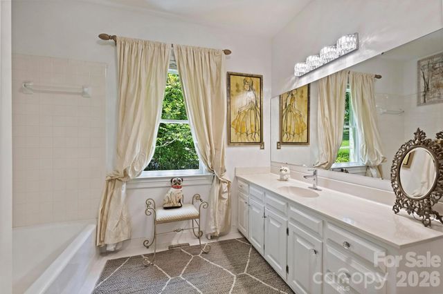 3747 Moorland Drive, Charlotte, NC 28226