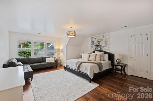 3747 Moorland Drive, Charlotte, NC 28226