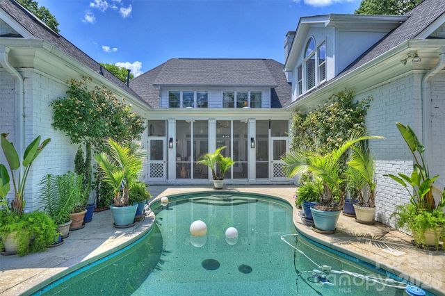 3747 Moorland Drive, Charlotte, NC 28226