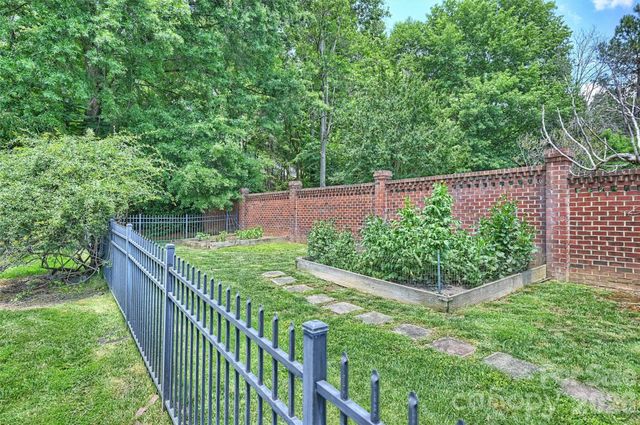 3747 Moorland Drive, Charlotte, NC 28226