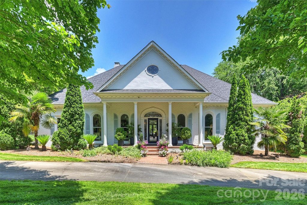3747 Moorland Drive, Charlotte, NC 28226