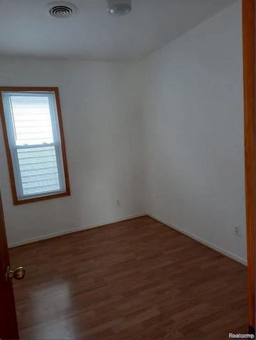 11412 McDougall Street, Hamtramck, MI 48212