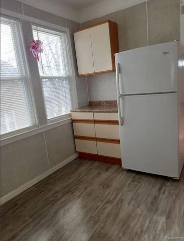 11412 McDougall Street, Hamtramck, MI 48212