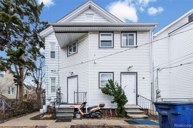 11412 McDougall Street, Hamtramck, MI 48212