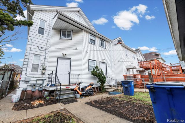 11412 McDougall Street, Hamtramck, MI 48212