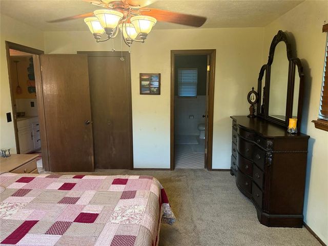 1800 N RollingRidge Avenue, Bethany, OK 73008