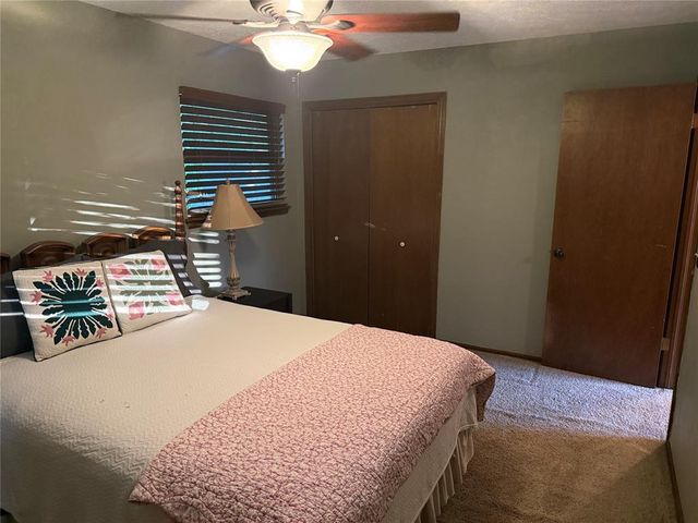 1800 N RollingRidge Avenue, Bethany, OK 73008