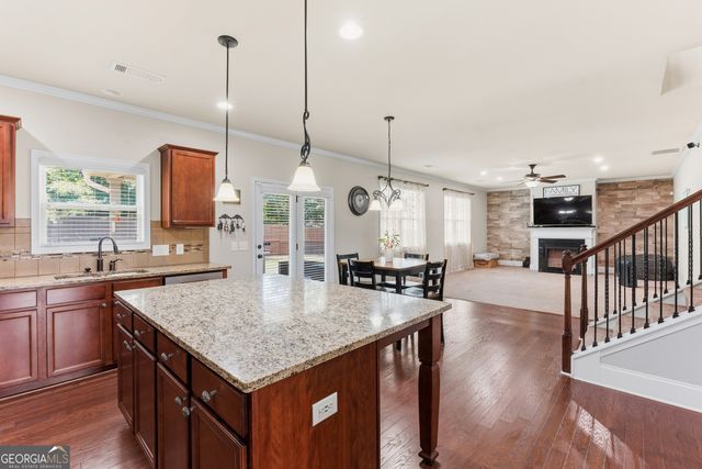 202 Baxter Drive, Kathleen, GA 31047