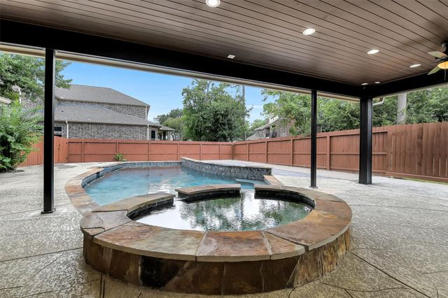 18414 Bull Pine Drive, Spring, TX 77379
