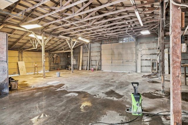 22204 E Highway 412, Springdale, AR 72764