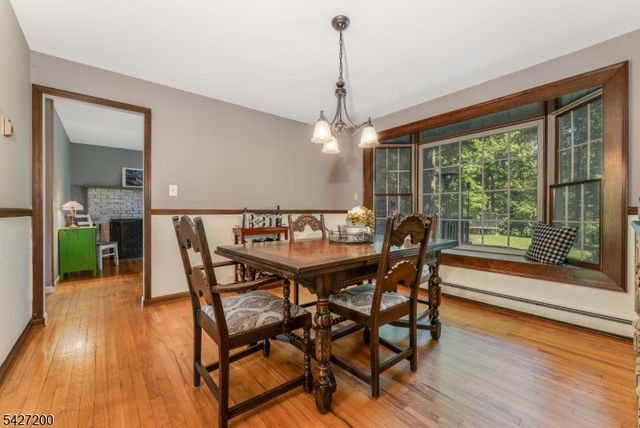 23 Country Hill Rd, Clinton Twp., NJ 08833