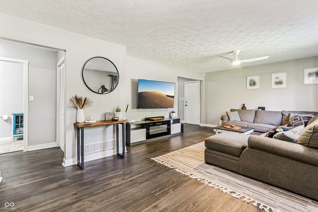 6102 Hazelwood Avenue, Indianapolis, IN 46228