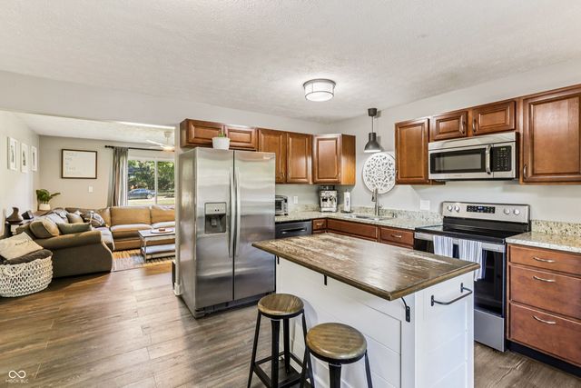 6102 Hazelwood Avenue, Indianapolis, IN 46228