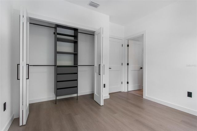 4613 QUEENSBORO AVENUE S, St Petersburg, FL 33711