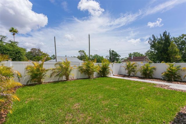 4613 QUEENSBORO AVENUE S, St Petersburg, FL 33711