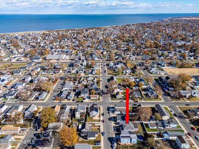 134 Maple Avenue, Keansburg, NJ 07734