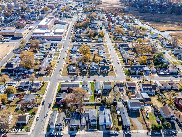 134 Maple Avenue, Keansburg, NJ 07734