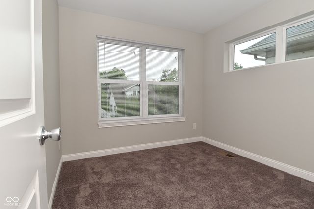 859 N Oakland Avenue, Indianapolis, IN 46201