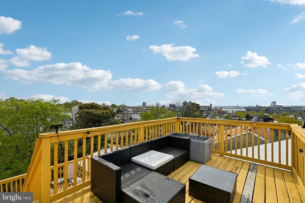 Image 39 of property listing at 219 S WASHINGTON ST, Baltimore, MD 21231