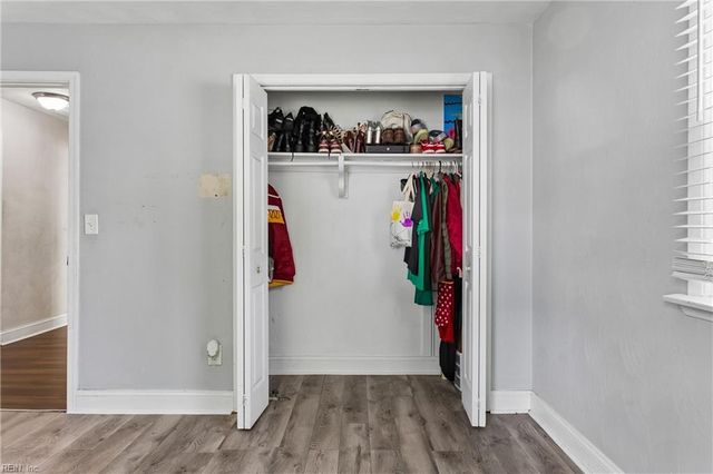 3501 Shell RD, Hampton, VA 23661
