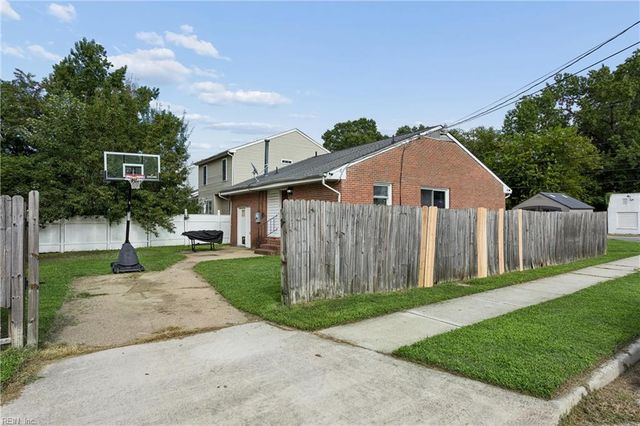 3501 Shell RD, Hampton, VA 23661