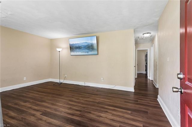 3501 Shell RD, Hampton, VA 23661