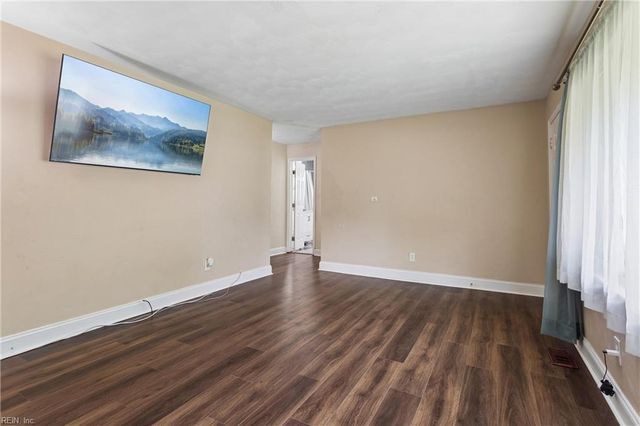 3501 Shell RD, Hampton, VA 23661