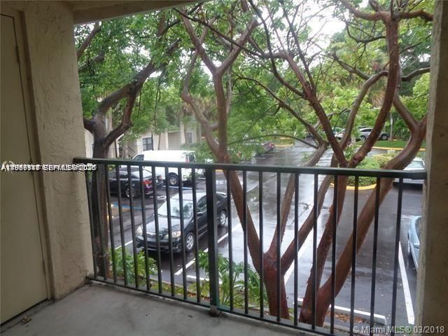 650 S Park Rd 21-5, Hollywood, FL 33021