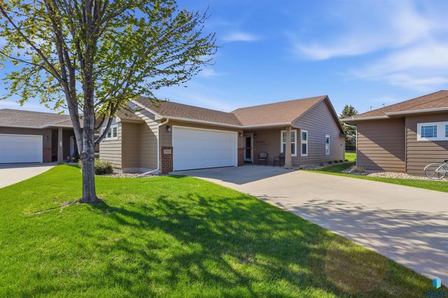 5505 E Schave St Street, Sioux Falls, SD 57110