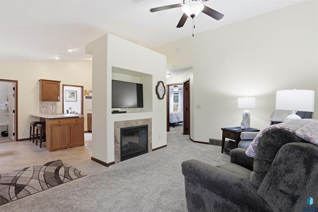 5505 E Schave St Street, Sioux Falls, SD 57110