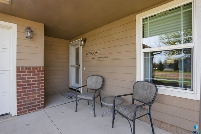 5505 E Schave St Street, Sioux Falls, SD 57110