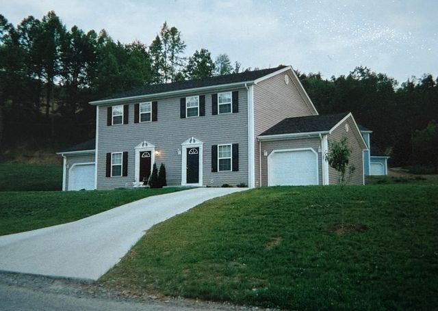 390 Noeville Hollow Road 1 and 2, Barbourville, KY 40906