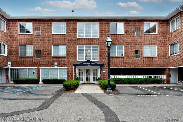 444 Chester Street 420, Birmingham, MI 48009