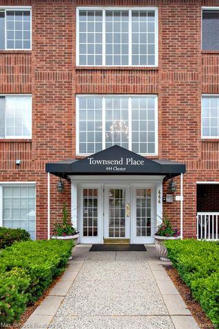 444 Chester Street 420, Birmingham, MI 48009