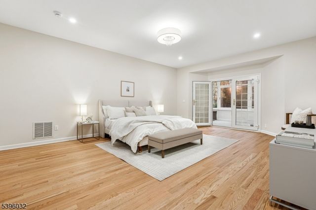 1163 Lawrence Ave, Westfield Town, NJ 07090