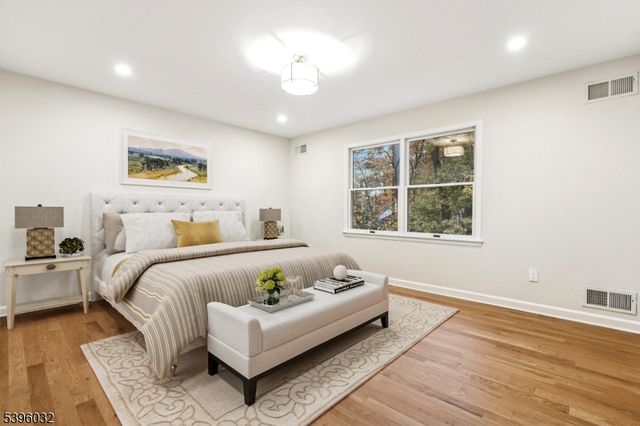 1163 Lawrence Ave, Westfield Town, NJ 07090