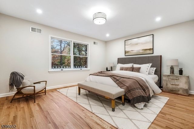 1163 Lawrence Ave, Westfield Town, NJ 07090