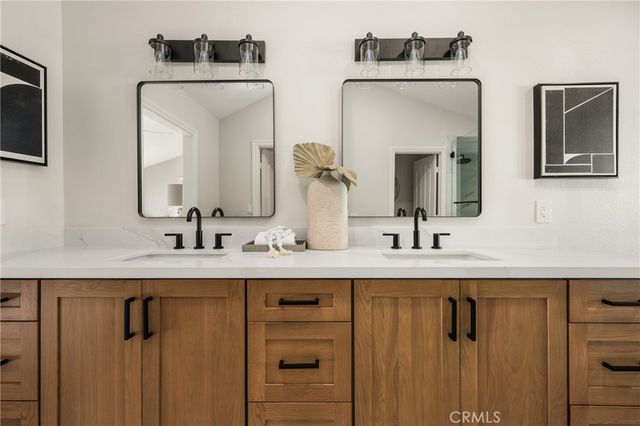 10412 Boca Canyon, Santa Ana, CA 92705