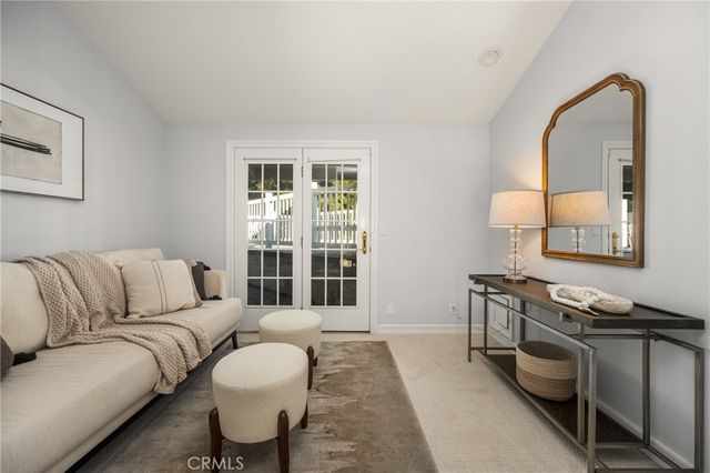 10412 Boca Canyon, Santa Ana, CA 92705