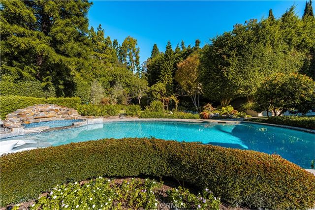 10412 Boca Canyon, Santa Ana, CA 92705