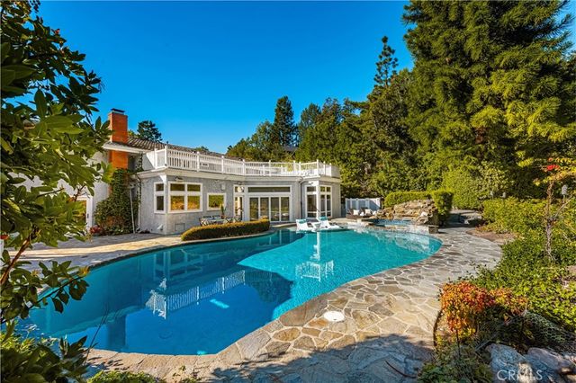 10412 Boca Canyon, Santa Ana, CA 92705