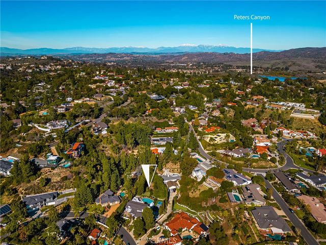 10412 Boca Canyon, Santa Ana, CA 92705