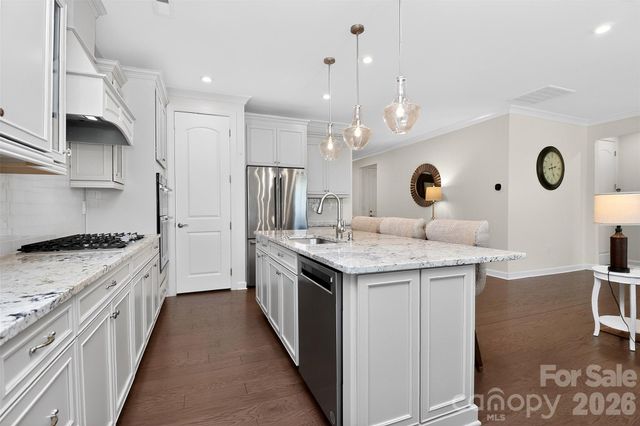 3024 Marchers Trace Drive, Charlotte, NC 28227